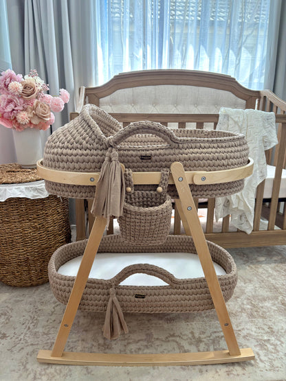 Oat Signature Knit Bassinet Set